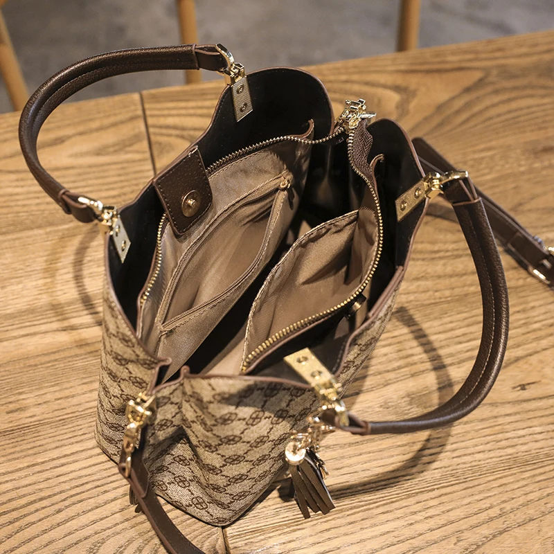 New Luxury Designer Crossbody  - مراجعة Interior Design News وسعره