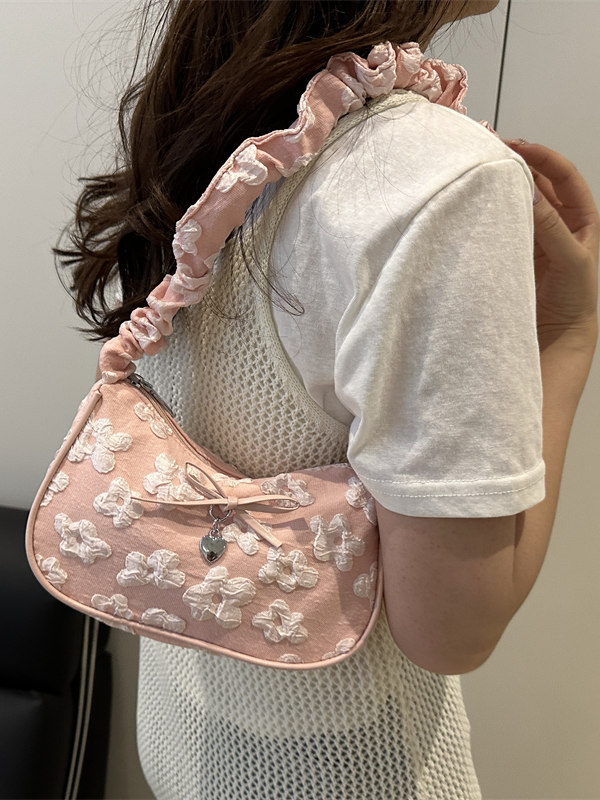 Women ‘s Cloud Print Underarm  - مراجعة Interior Design News وسعره